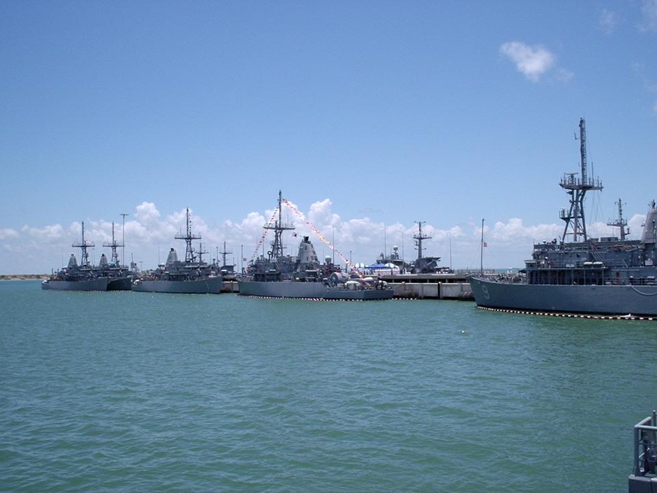 Ingleside, TX: Minesweepers homeported at Naval Station Ingleside