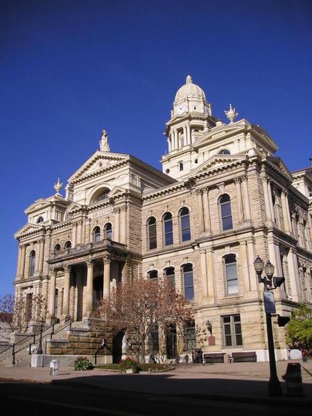 St. Clairsville, OH: Belmont county Courthouse