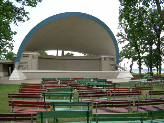 Clear Lake, IA : Bandshell