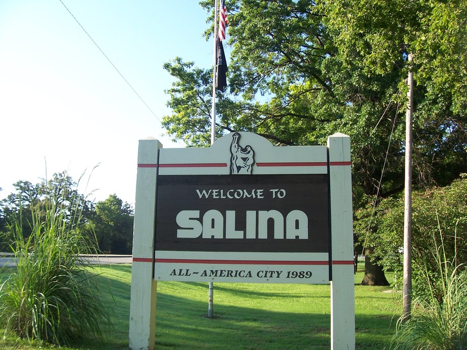 Salina, KS: Salina Sign