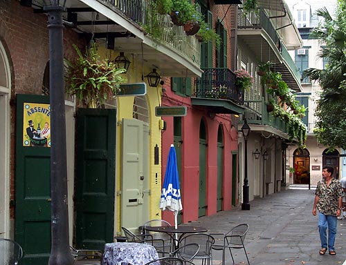 New Orleans, LA : Pirate's Alley