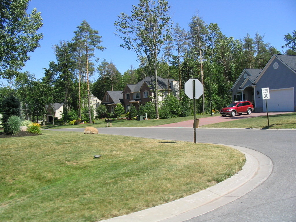 Baldwinsville, NY: Typical neighborhood in the planned community of Radisson just outside the village but still in the Baldwinsville school district, in suburban Syracuse, NY
