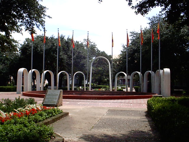 Mobile, AL: spanish plaza fountain