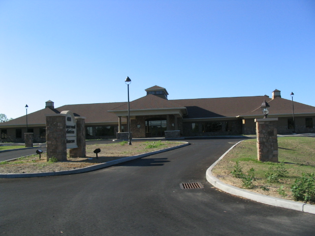Clay, NY : Typical new office development in Clay in suburban Syracuse, NY
