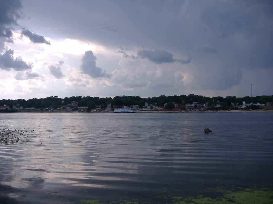 Le Claire, IA : LeClaire Riverfront photo, picture, image (Iowa) at