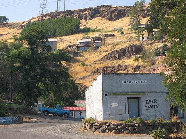 Wishram, WA : pastime