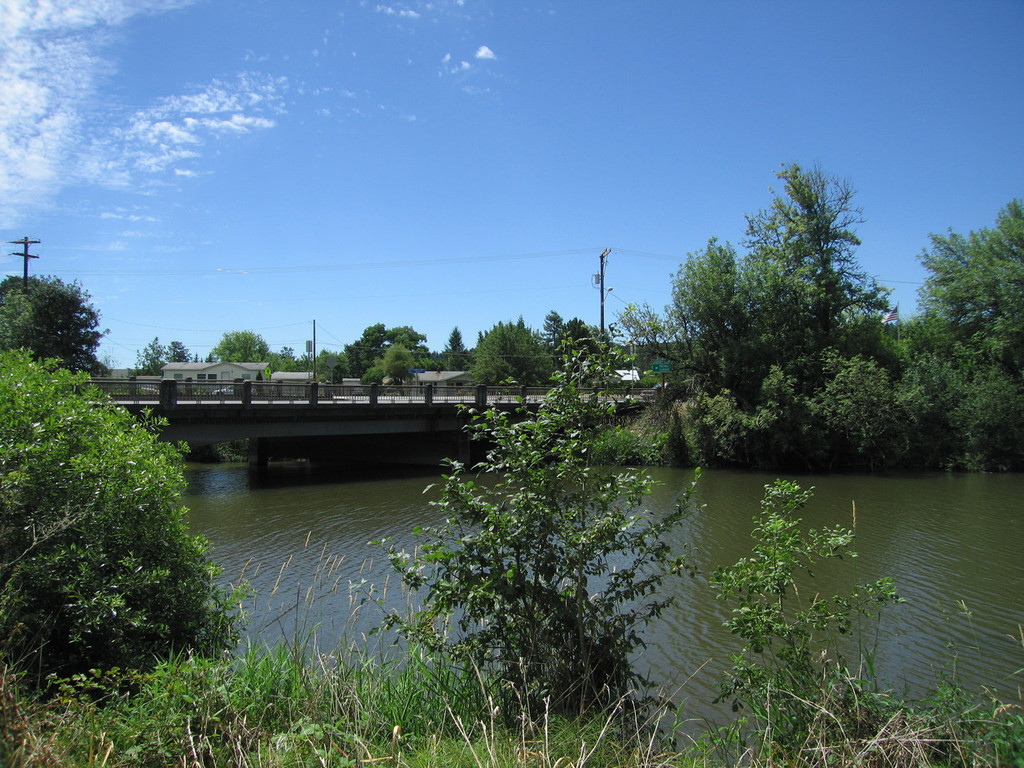 Monroe, OR Long Tom River at Monroe OR photo, picture, image (Oregon