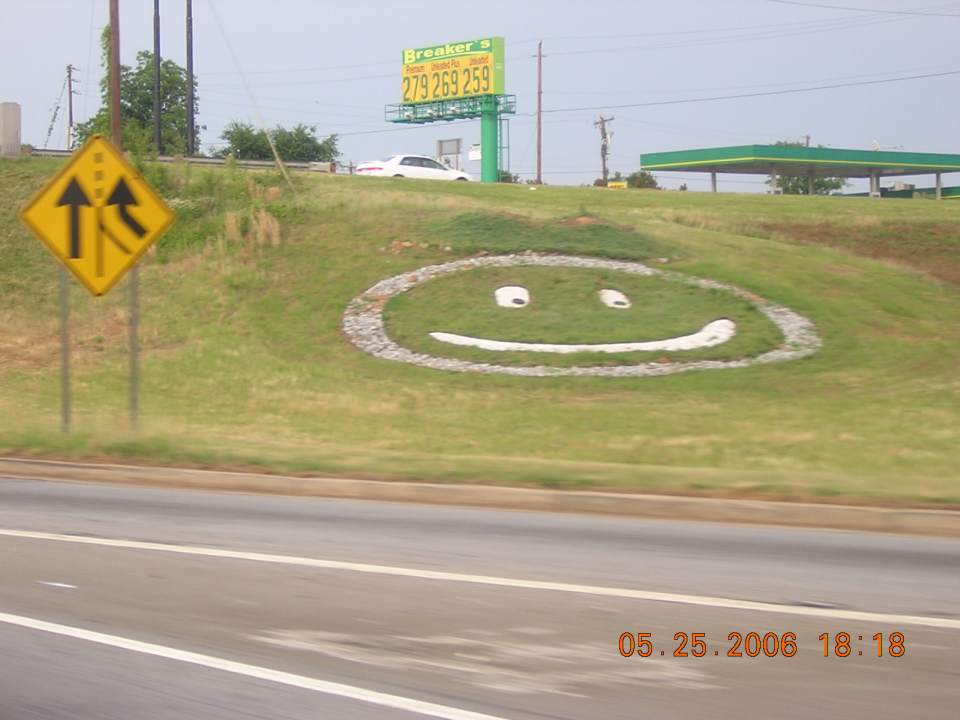 Powderville, SC: Smiley Face - Interstate 85 at exit 40