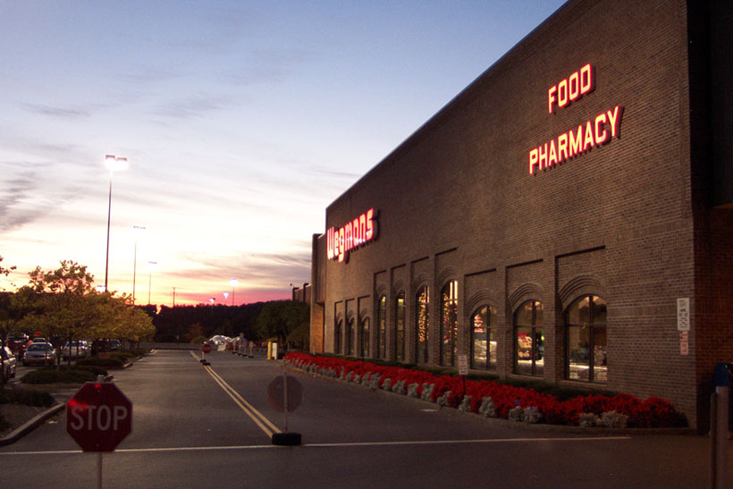 De Witt, NY : Pretty skies and Wegman's, a state of the art merchandiser.