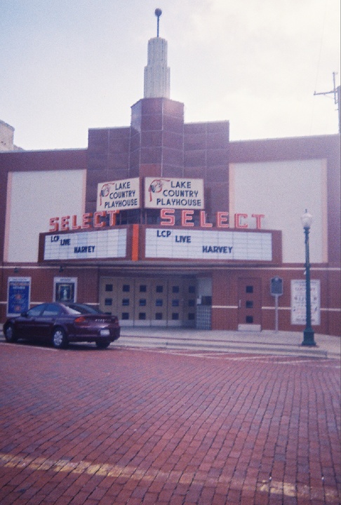Mineola, TX: The Old Select Theatre