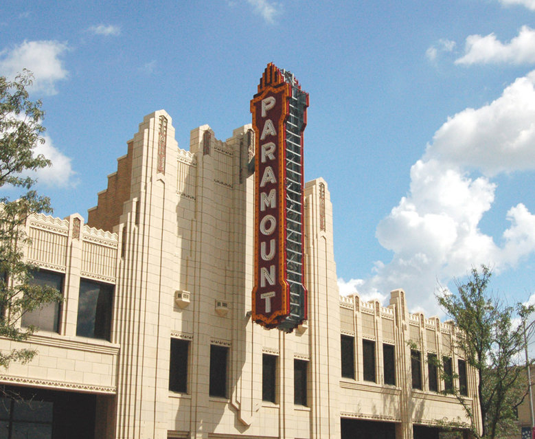 Amarillo, TX: Paramount Sign on Polk Street