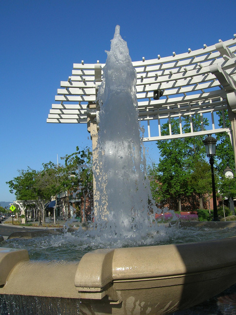 Livermore, CA : Fountain