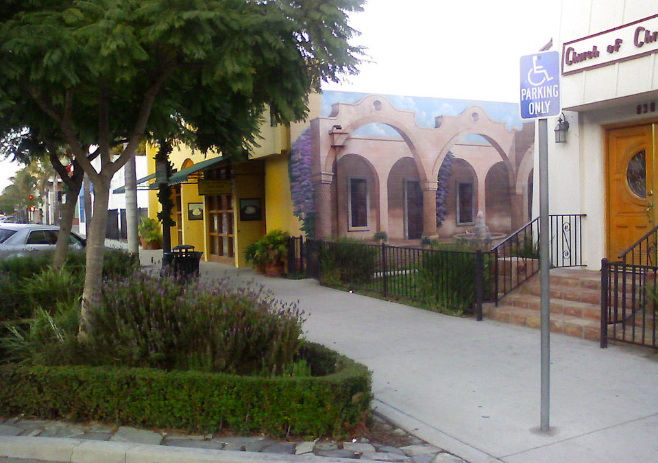 Oxnard, CA: Oxnard, CA, Downtown, Mural at Thomas Cafe