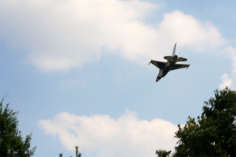 O, IL : The Scott AFB Air Show, as Seen from O'Fallon