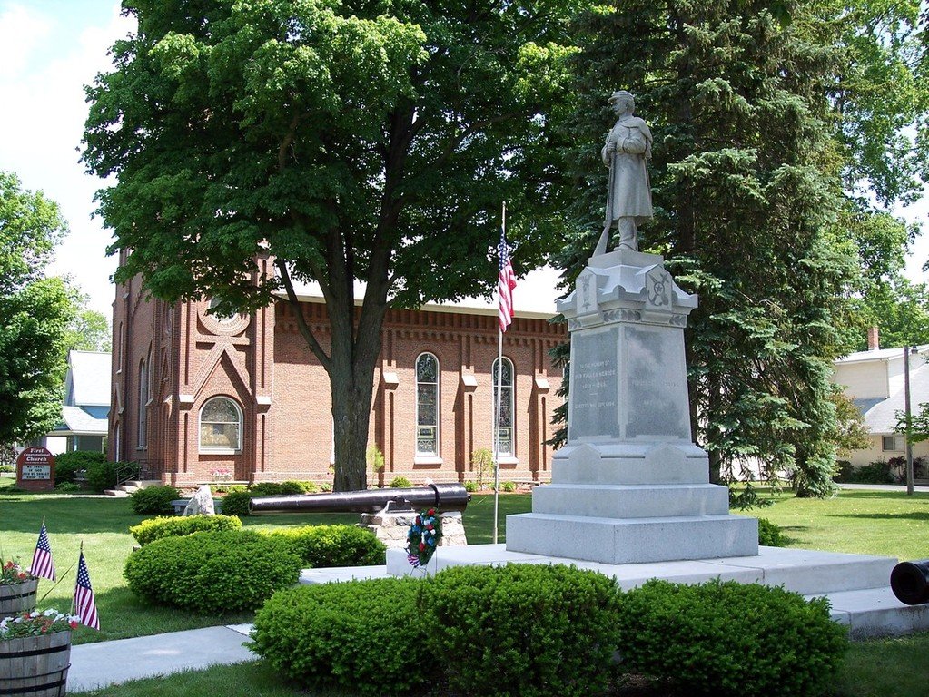 Union City, MI: Congregational Church on Memorial Day