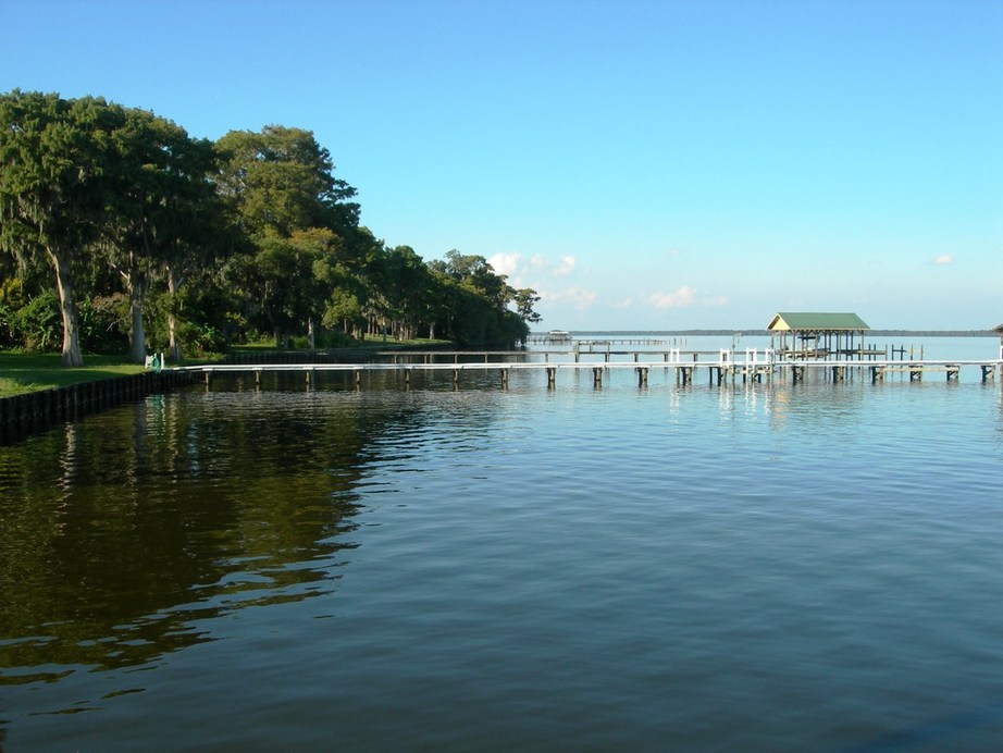 Crescent City, FL: Crescent Lake, Crescent City, FL