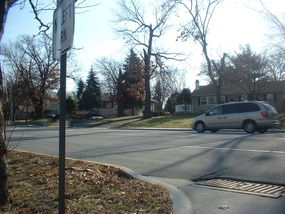 Highland, IN: Highway Ave