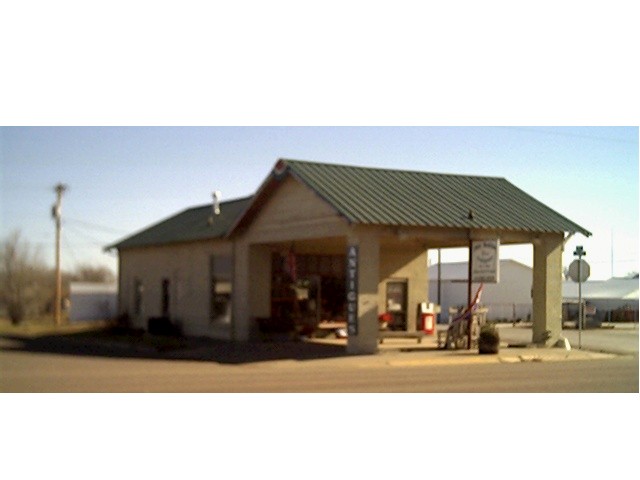 Shamrock, TX : Formerly a Texaco gas station this historic building is on Main Street in Shamrock, Texas.  It is across the street from the tallest water tower of its kind in the Northern Hemisphere and still retains the original tin ceilings, garage doors, etc.  It is currently the home of Olde Station Antiques.
