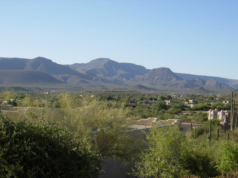 Cave Creek, AZ: Mountains in Cave Creek, way out in the desert