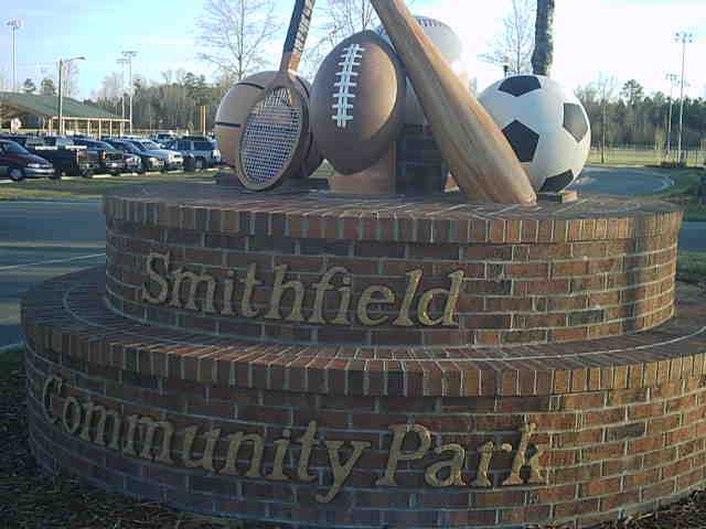 Smithfield, NC: Smithfield Community Park entrance, Booker Dairy Road