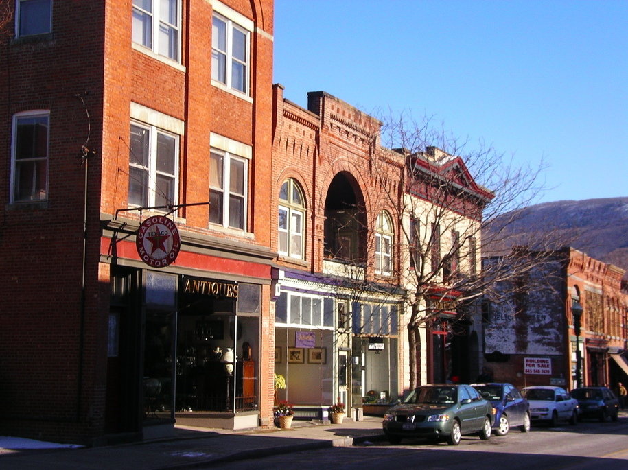 Beacon, NY: Afternoon light setting on Main Street