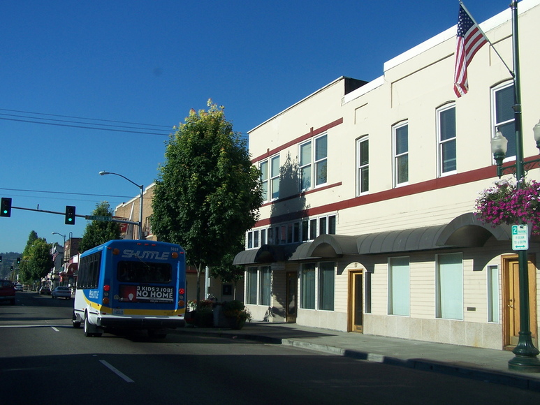 Puyallup, WA: Shops along Meridian 2006