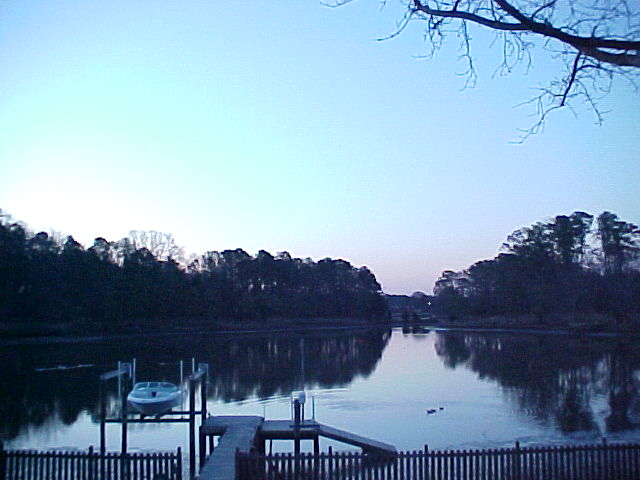 Hampton, VA: Sunrise at Phillips Lake
