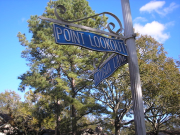 Nassau Bay, TX : Street signs in Nassau Bay