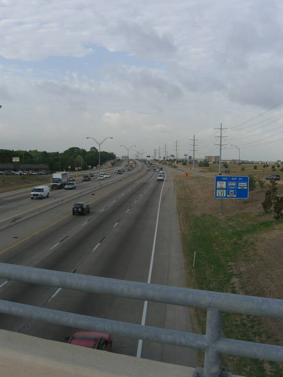 Allen, TX: 75 Freeway looking South towards Dallas during Rush Hour