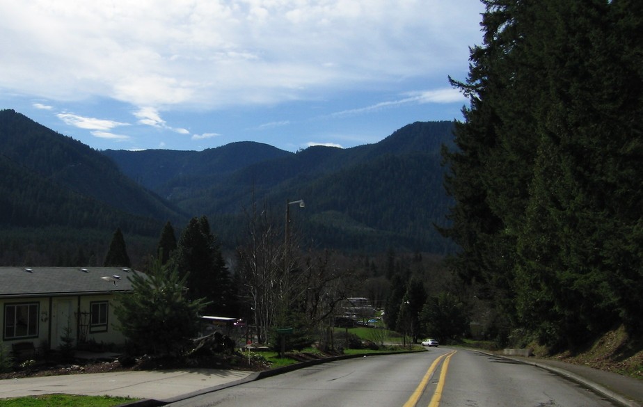 Oakridge, OR another Oakridge street photo, picture, image (Oregon) at