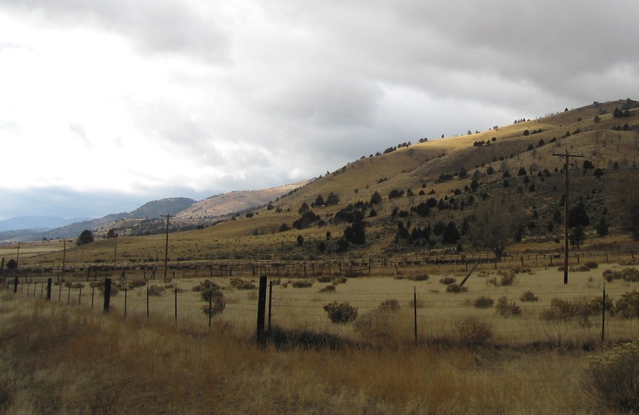 Paisley, OR: terrain south of Paisley