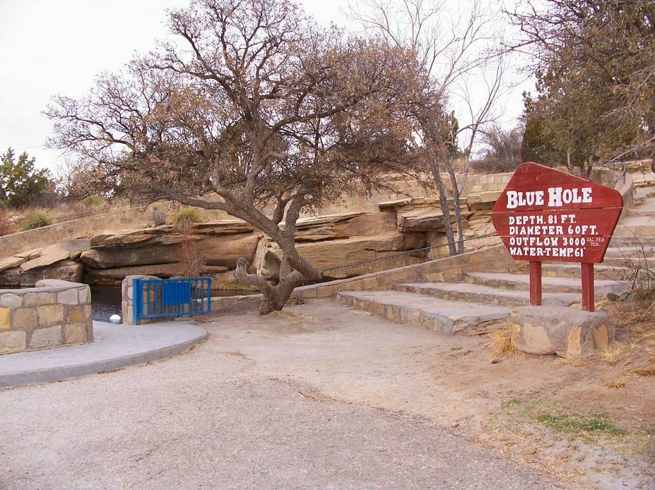 Santa Rosa, NM : The Hole