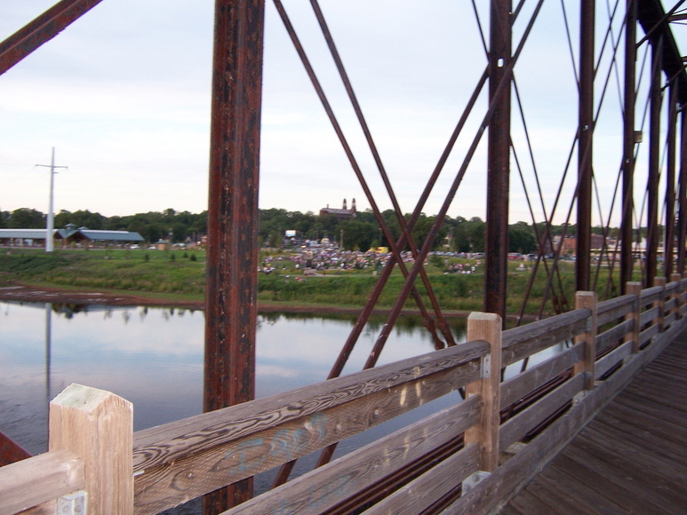 Eau Claire, WI : Phoenix Park and Farmers Market, looking NW from Pedestrian Bridge over the Chippewa River