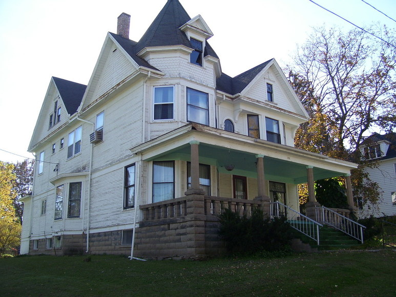Markesan, WI One of many Victorian homes in markesan photo, picture