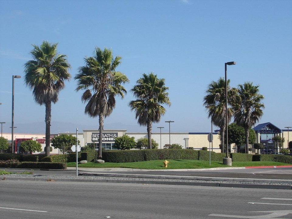 Salinas, CA: Harden Shopping Center