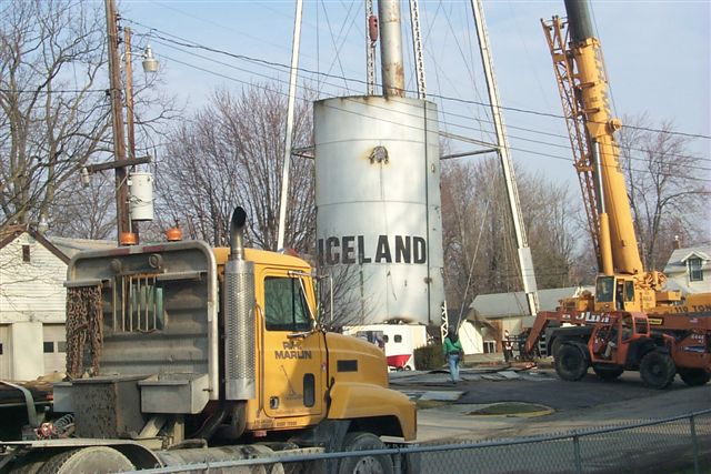 Spiceland, IN: tower coming down 2