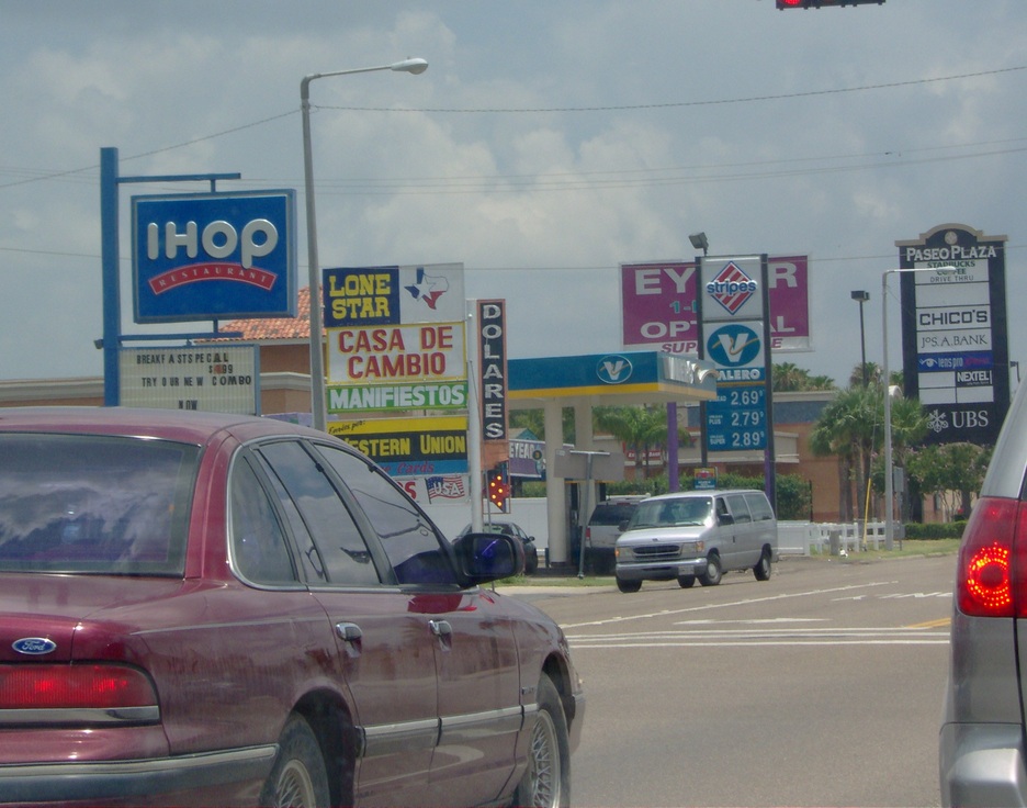 McAllen, TX : 10th Street