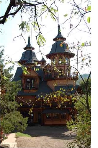 Eureka Springs, AR : Castle Rogue's Manor