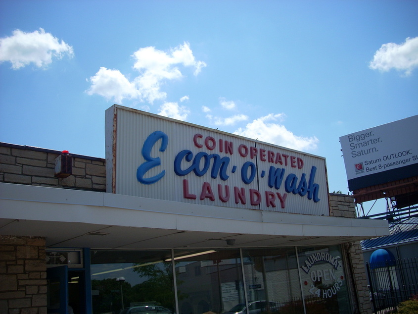 St. Louis Park, MN: Econo Wash Dry Cleaners