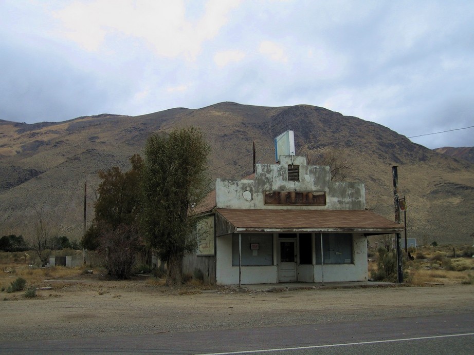 Diamond, OR : Business opportunity....Pueblo Mtns in background....