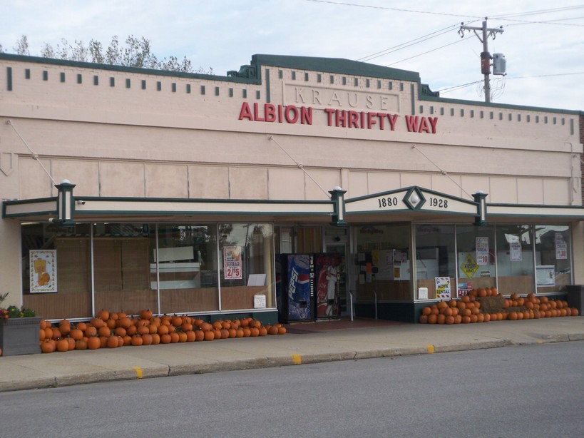 Albion, NE: Albion Thrift Way Grocery