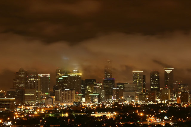 Houston, TX : houston skyline cloudy night