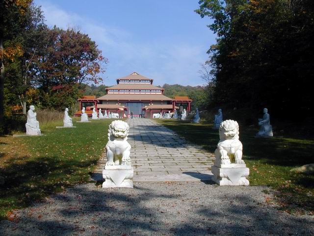 Carmel Hamlet, NY: Chuang Yen Monastery