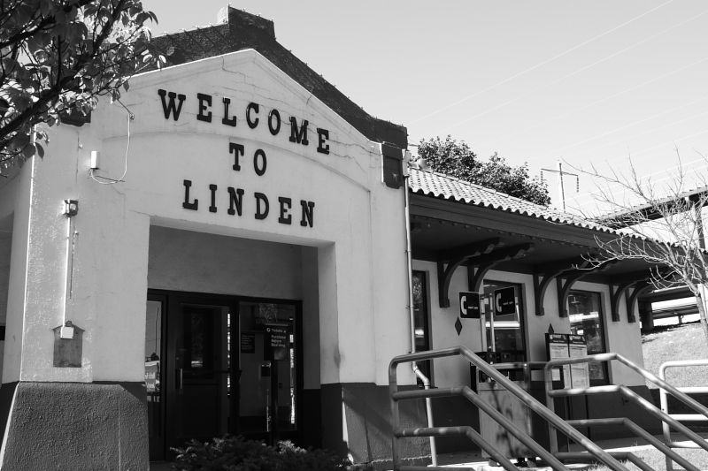 Linden, NJ: Linden train station