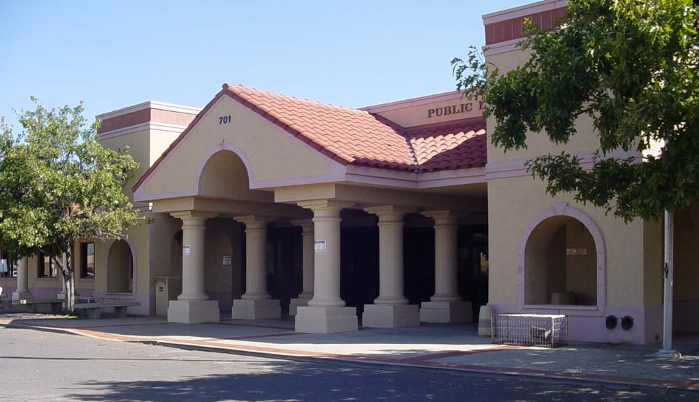 Clovis, NM: Clovis-Carver Public Library