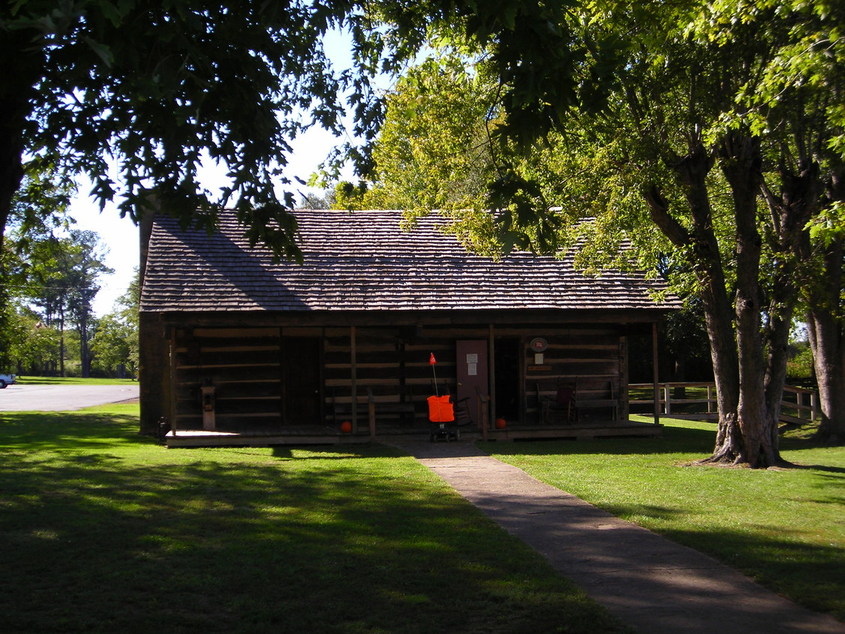 Rutherford, TN : Davy Crocket's Cabin
