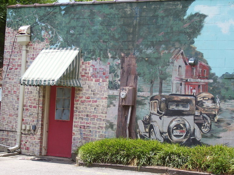 Cary, NC: Downtown Cary - South Academy St Mural
