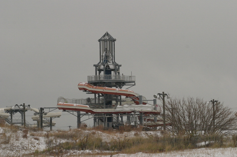 Keansburg, NJ: the waterpark in the winter