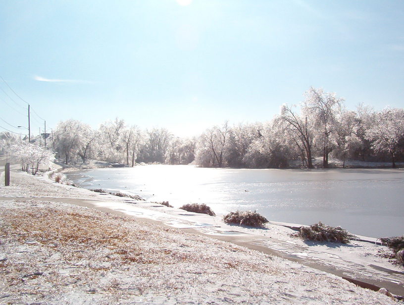 Junction City, KS: Homer Pond 2007 Ice Storm