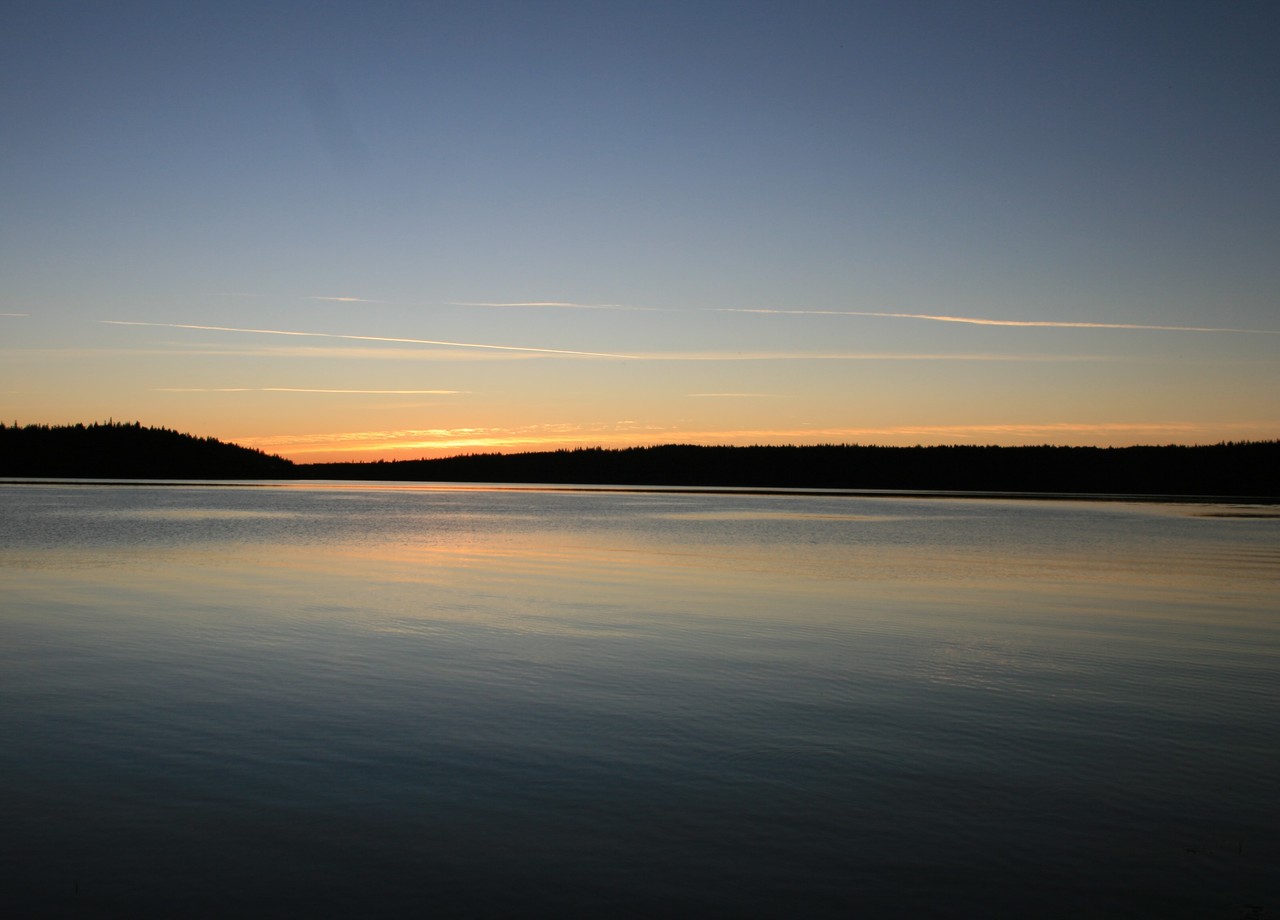Sisters-Millican, OR: Paulina Lake Sunset....